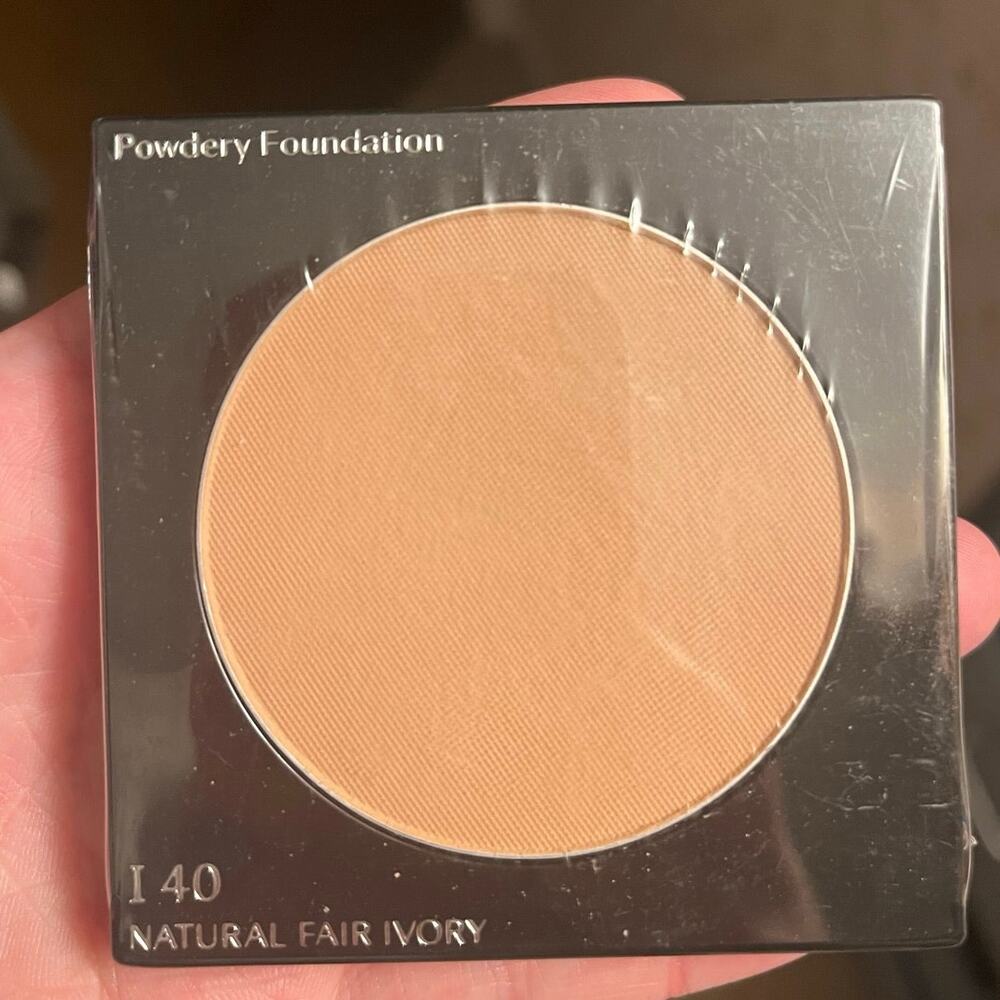 NWT SHESEIDO I40 The Makeup Powdery Fdn Refill Natural Fair Ivory 11g